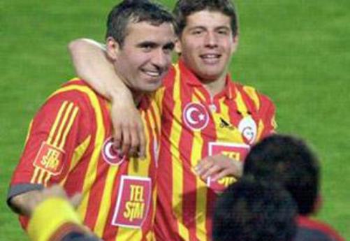 emre-hagi-28600_501.jpg