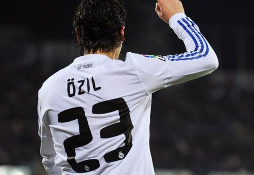 mesut-ozil23-33147_501.jpg