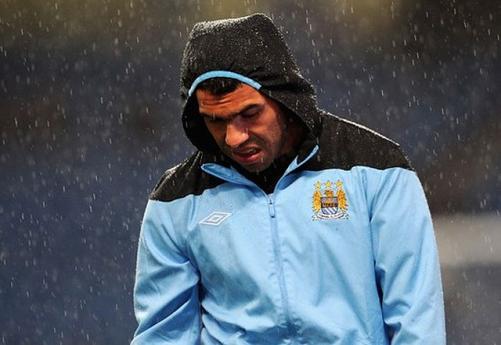 tevez-kapson-41129_501.jpg